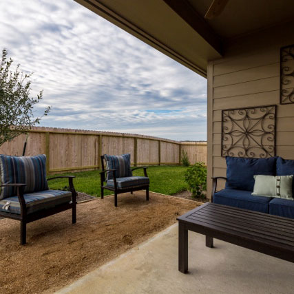 OutDoor-Yoursefl-sitting